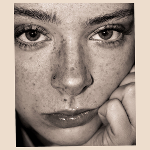 日本调教鞭打屁股
